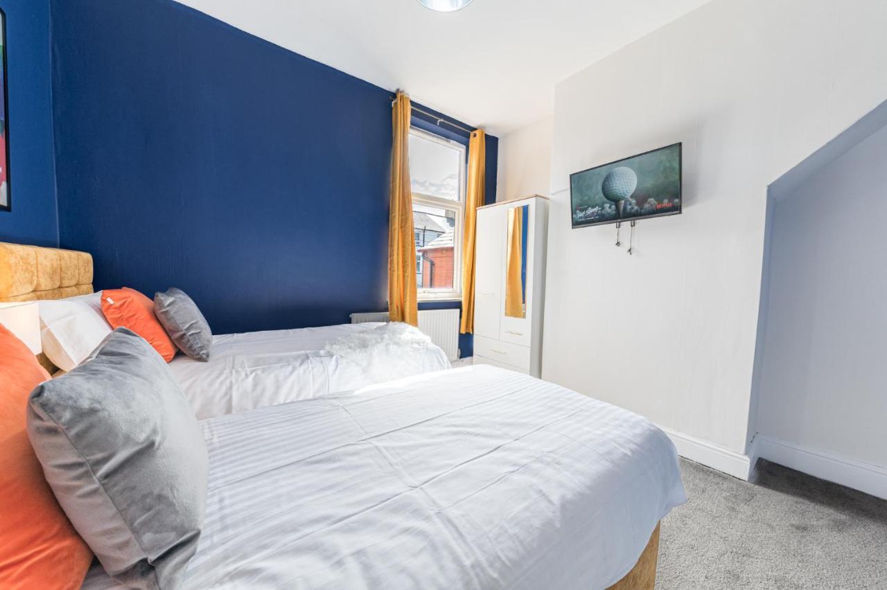 Stylish Luxury Large 4Br Kingbed Apartment Barrow-in-Furness Exterior foto