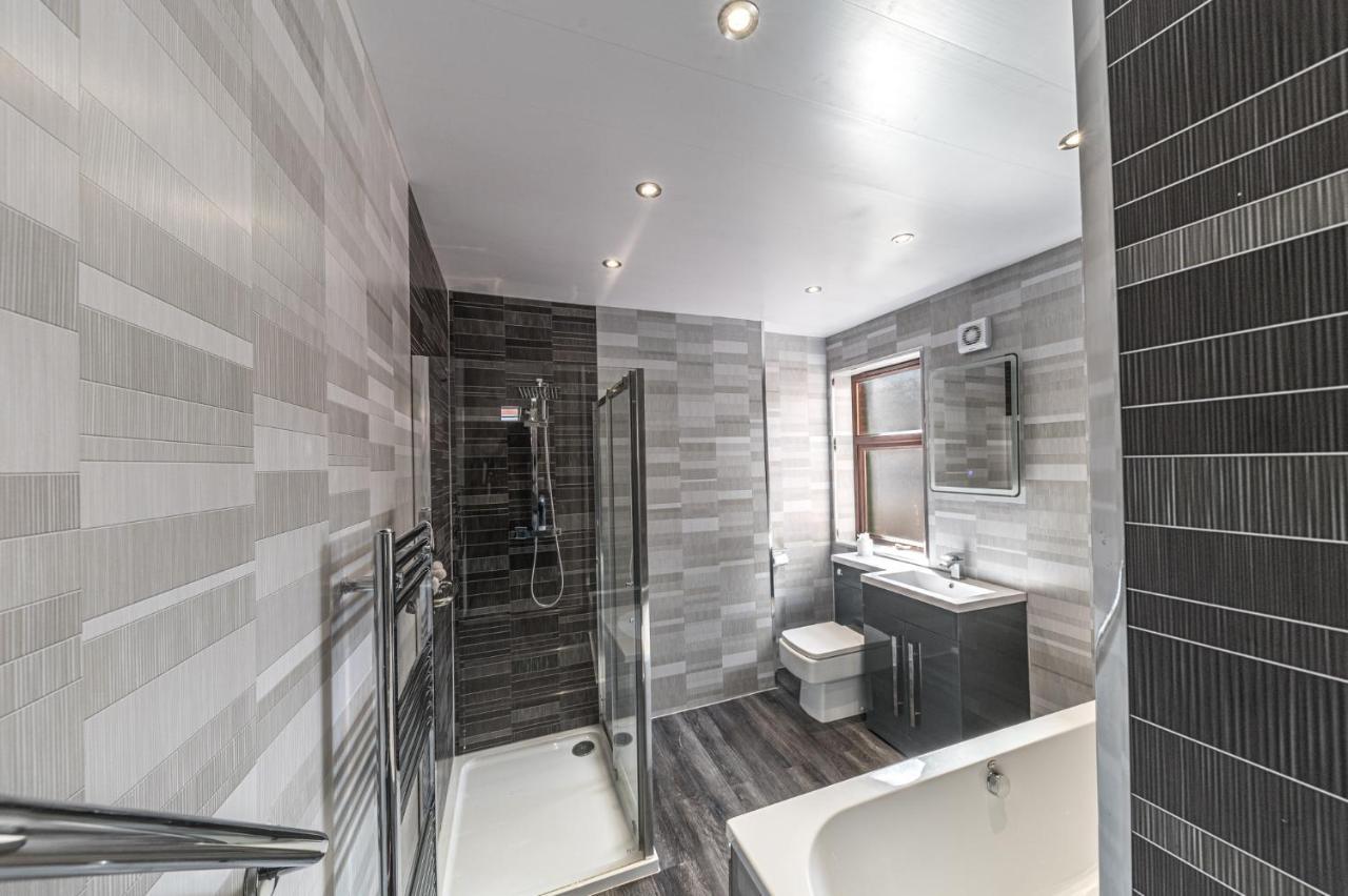 Stylish Luxury Large 4Br Kingbed Apartment Barrow-in-Furness Exterior foto