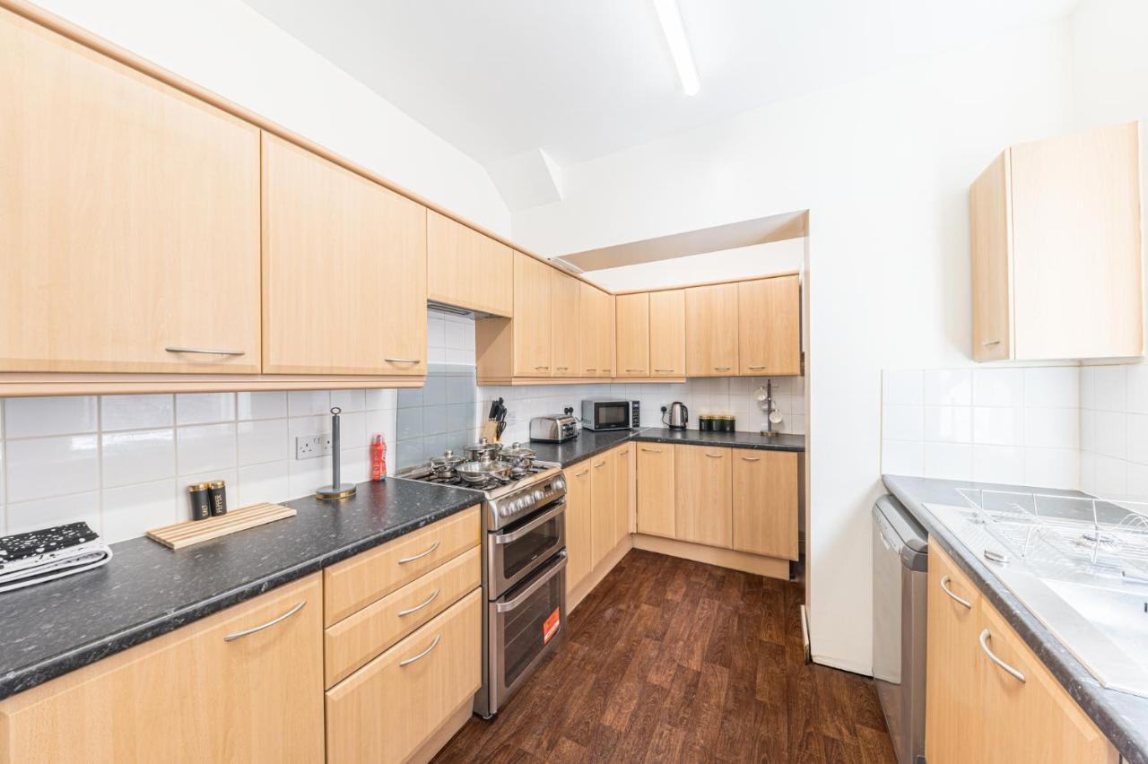 Stylish Luxury Large 4Br Kingbed Apartment Barrow-in-Furness Exterior foto