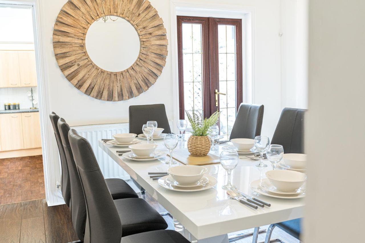 Stylish Luxury Large 4Br Kingbed Apartment Barrow-in-Furness Exterior foto